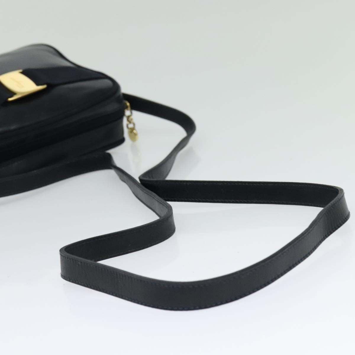 Salvatore Ferragamo Vala Leather Navy Leather Shoulder Bag Bag (Pre-Owned)