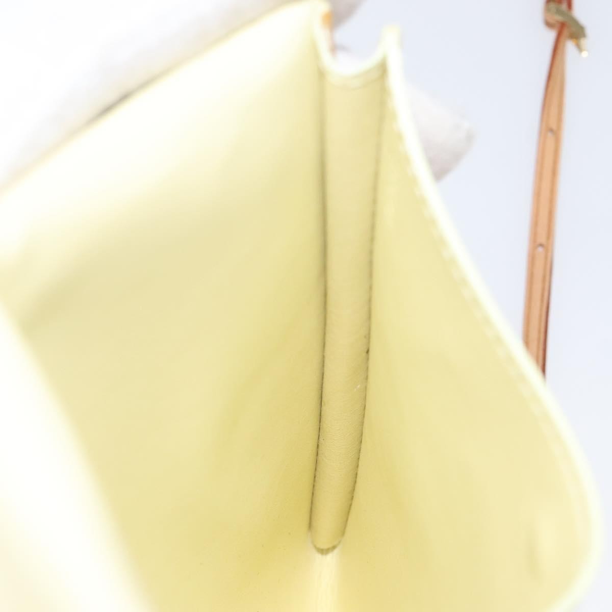 Louis Vuitton Kenmare Shoulder Patent Leather Yellow Patent_Leather Clutche & Pouche Bag (Pre-Owned)