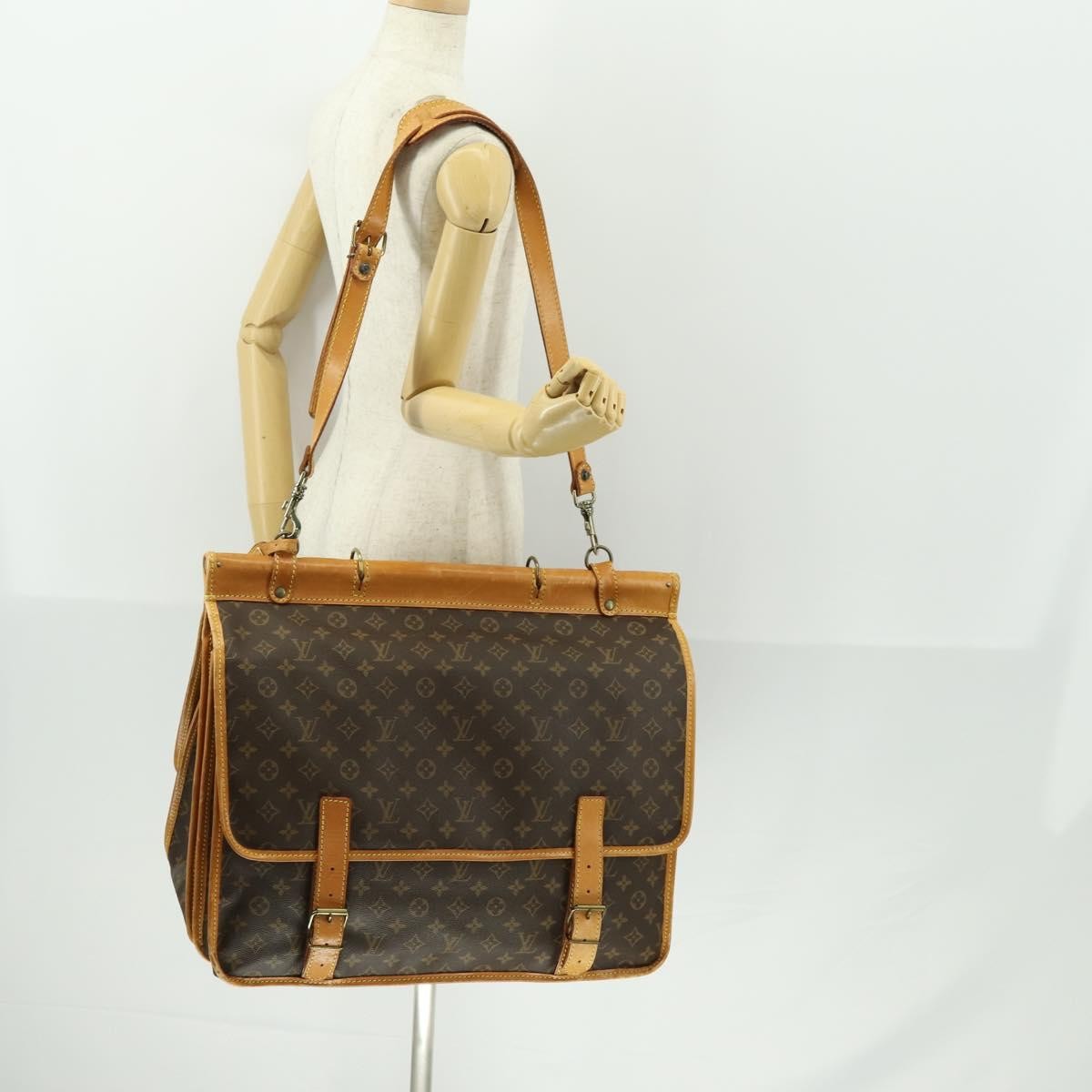 Louis Vuitton Sac Chasse Hunting Monogram Canvas Brown Canvas Travel Bag Bag (Pre-Owned)