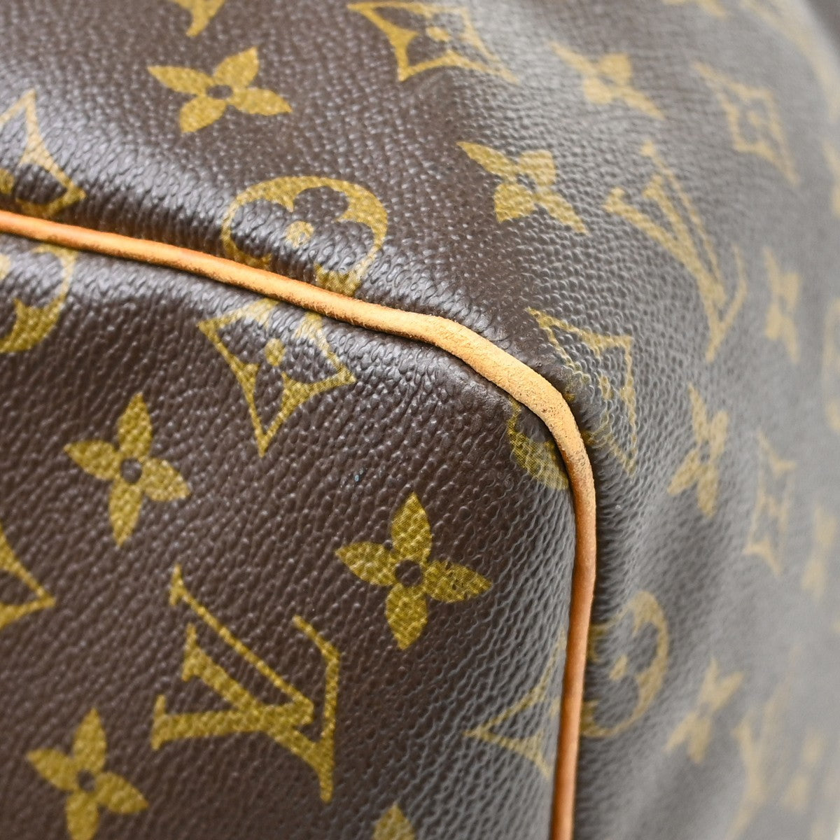 Louis Vuitton Keepall Monogram Canvas Brown Canvas Travel Bag Bag (Pre-Owned)
