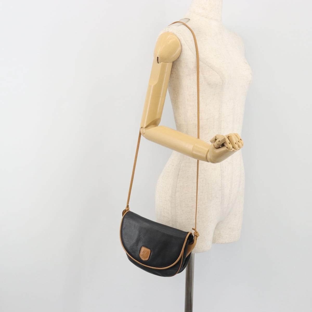 Celine Vintage Leather Black Leather Shoulder Bag Bag (Pre-Owned)