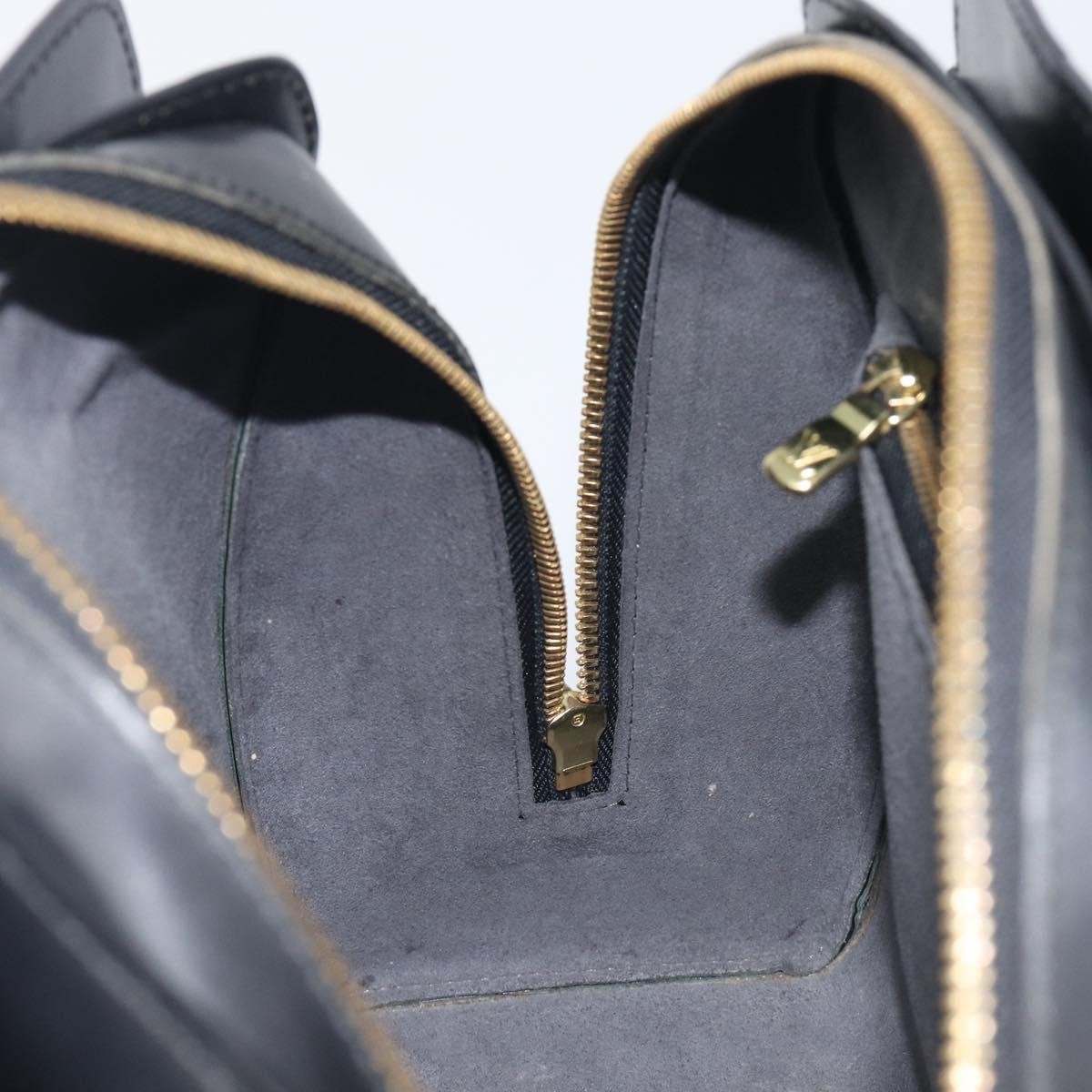 Louis Vuitton Pont Neuf Epi Leather Black Leather Handbag (Pre-Owned)