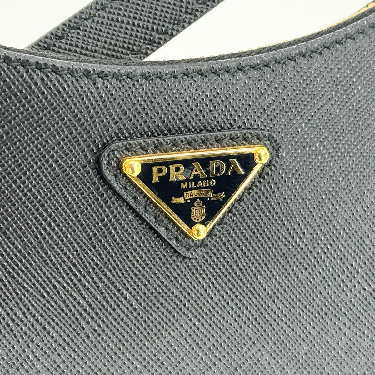 Prada Re-Edition 2005 Hobo Tessuto With Saffiano Leather Black Leather Shoulder Bag Bag (Pre-Owned)