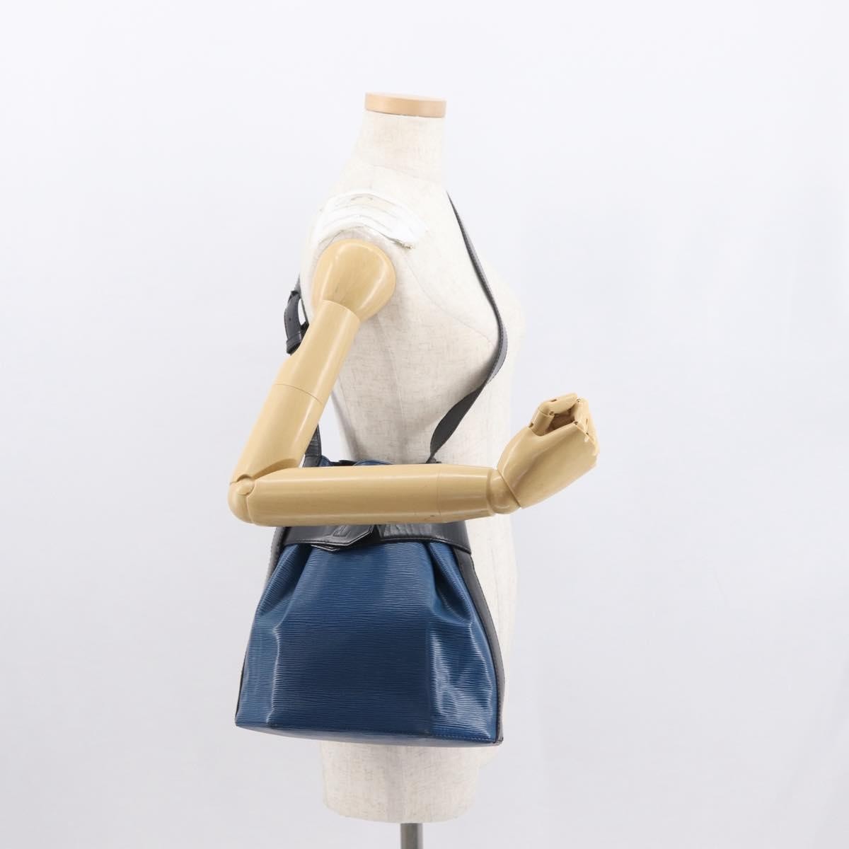 Louis Vuitton Vintage Sac D'epaule Epi Leather Blue Leather Shoulder Bag Bag (Pre-Owned)