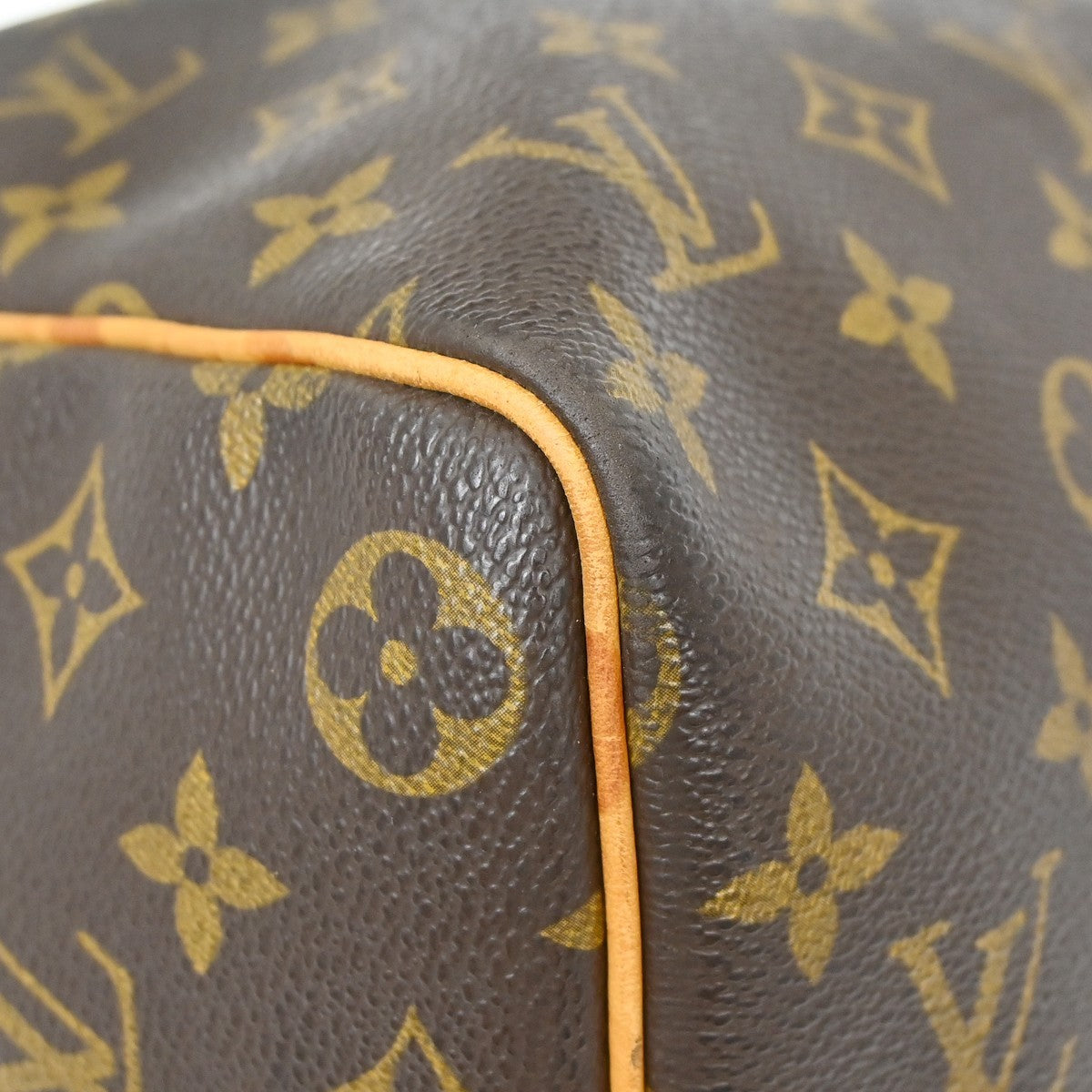 Louis Vuitton Keepall Monogram Brown Canvas Travel Bag Bag (Pre-Owned)