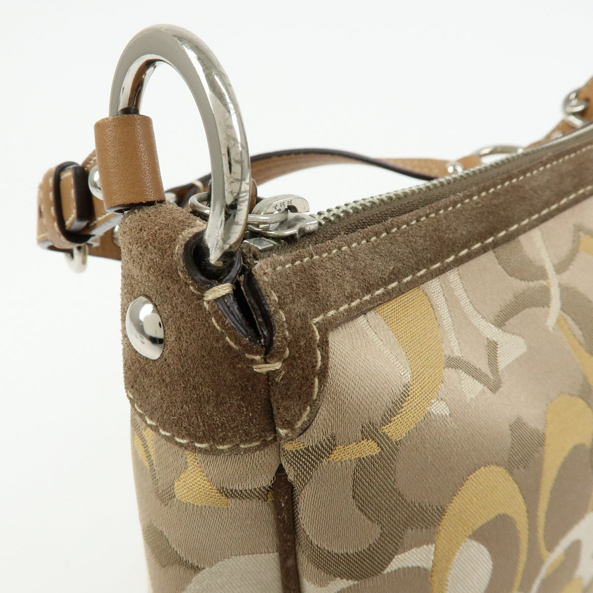 Coach Shoulder Canvas Beige Canvas Handbag (Pre-Owned)