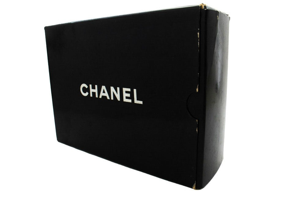 Chanel Classic Flap Lambskin Black Leather Crossbody Bag Bag (Pre-Owned)