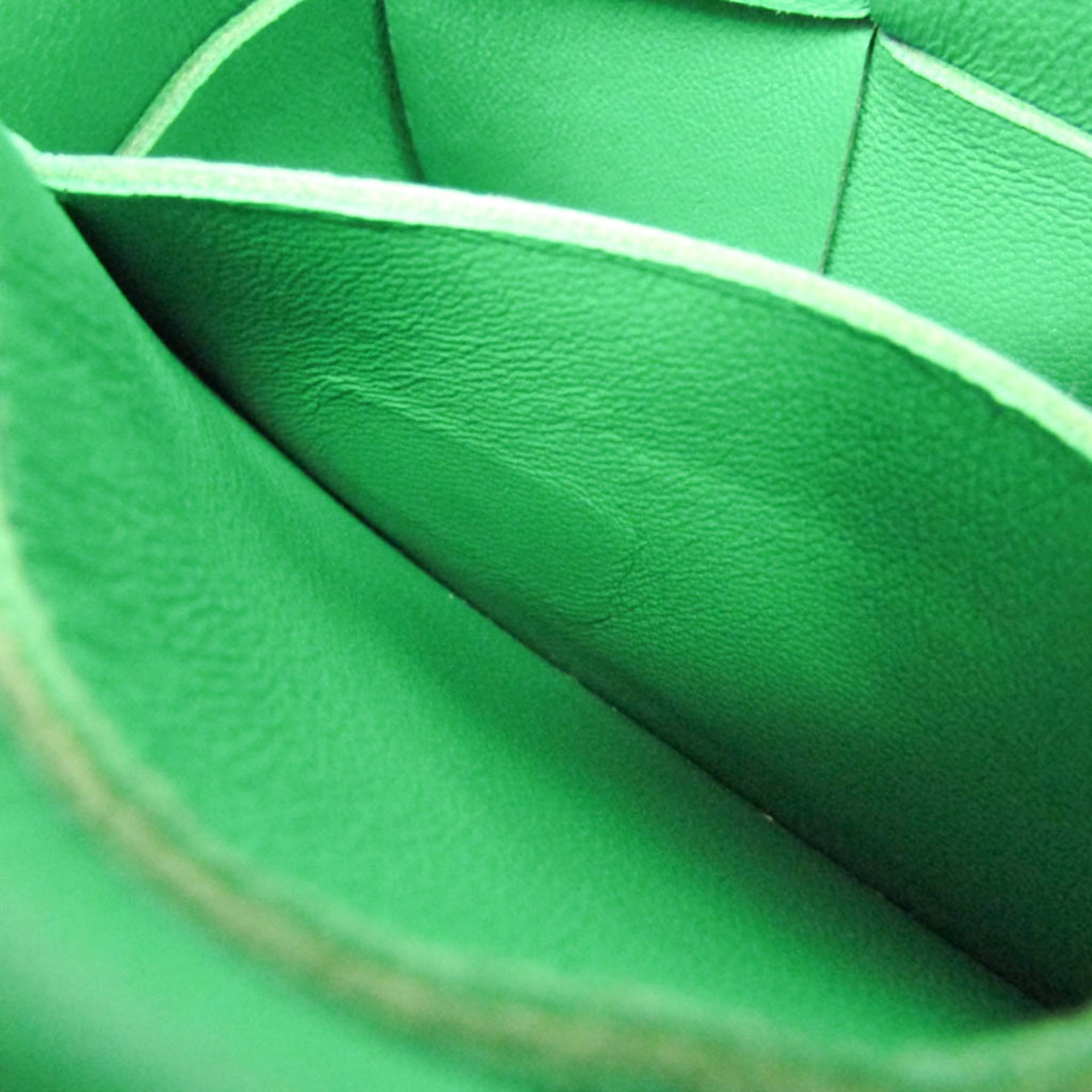 Bottega Veneta Cassette Maxi Intrecciato Leather Green Leather Clutche & Pouche Bag (Pre-Owned)