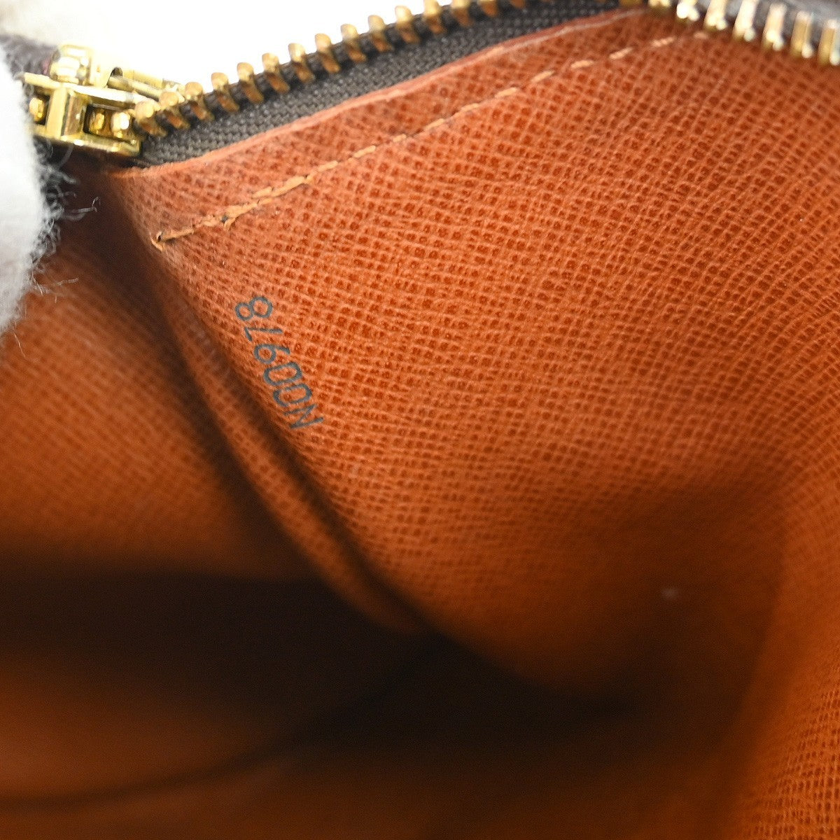 Louis Vuitton Papillon Monogram Canvas Brown Canvas Handbag (Pre-Owned)