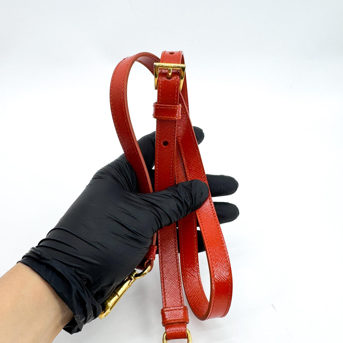Prada Galleria  Strap Leather Red Leather Handbag (Pre-Owned)