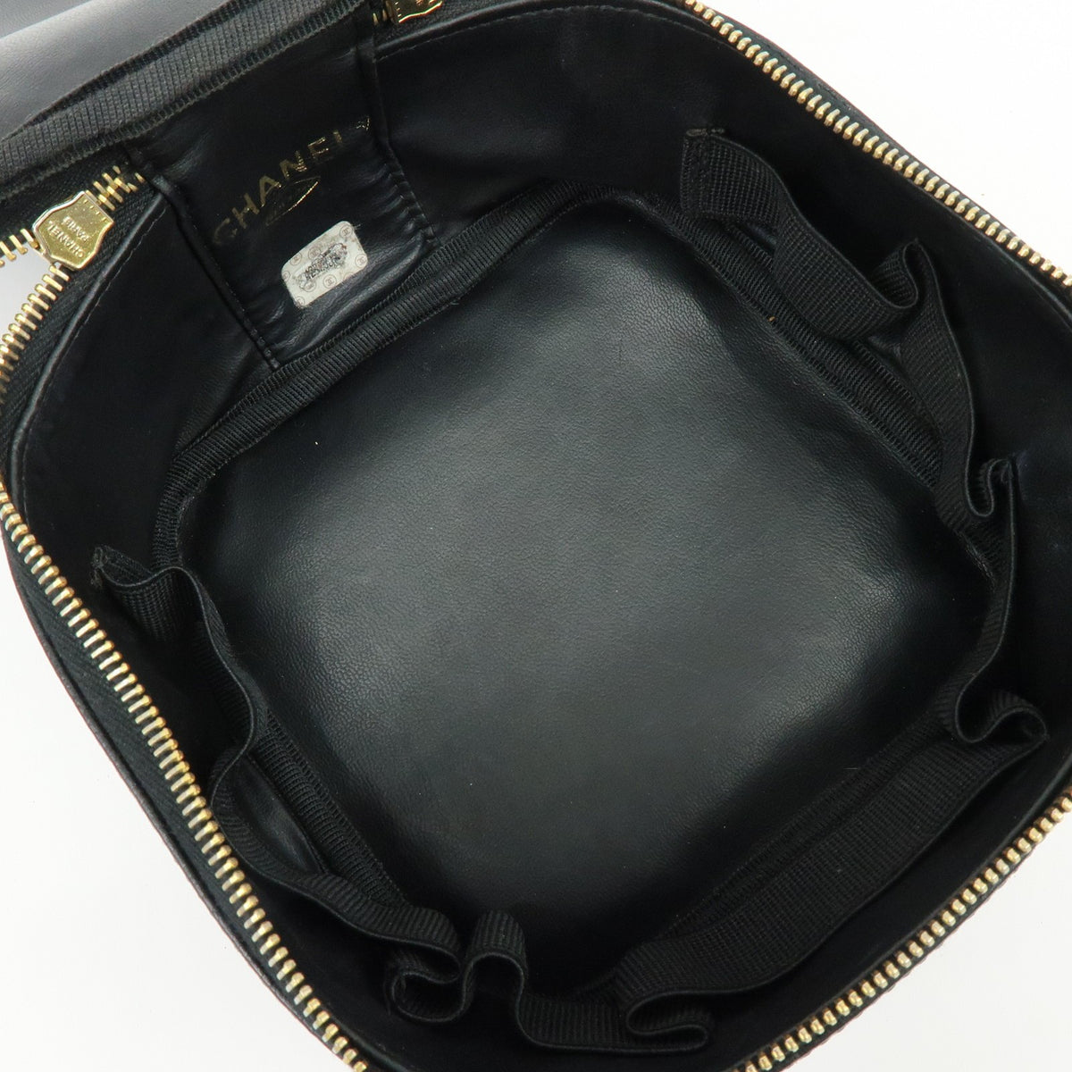 Chanel Vintage Timeless Cosmetic Case Caviar Black Leather Clutche & Pouche Bag (Pre-Owned)