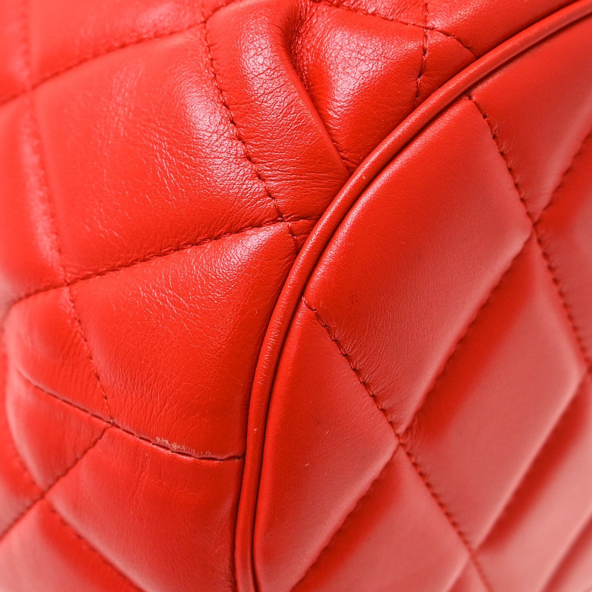 Balenciaga Touch B. Bucket Quilted Leather Red Leather Handbag (Pre-Owned)