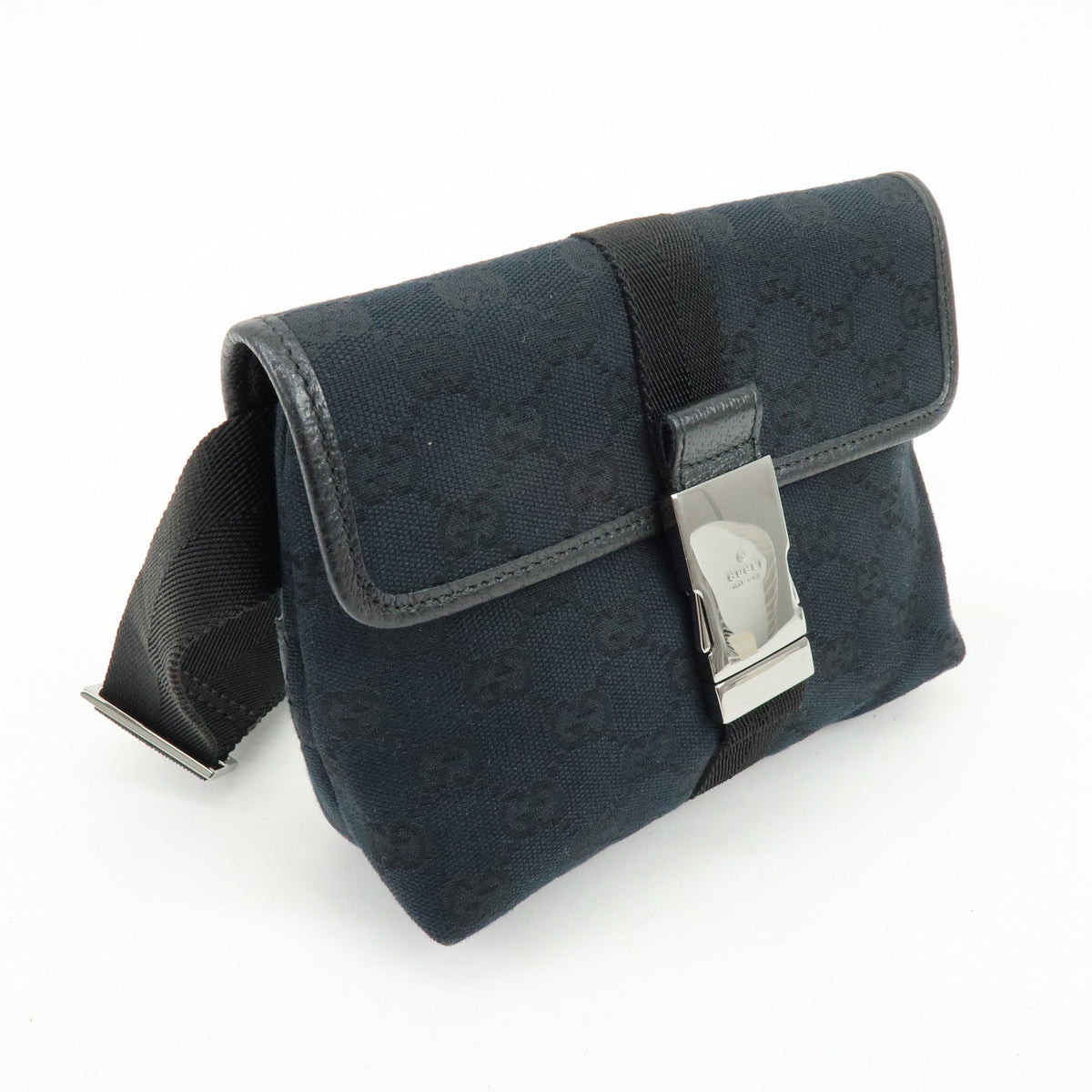 Gucci Buckle Belt Gg Canvas Black Canvas Handbag (Pre-Owned)