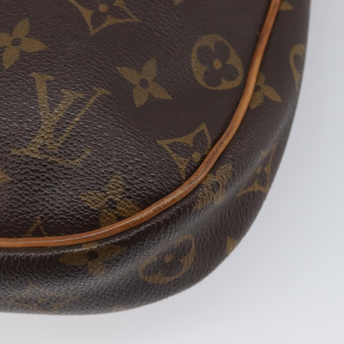 Louis Vuitton Odeon Monogram Canvas Brown Canvas Handbag (Pre-Owned)
