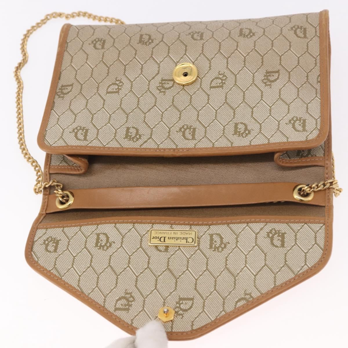 Christian Dior Vintage Honeycomb Chain Canvas Beige Canvas Shoulder Bag Bag (Pre-Owned)