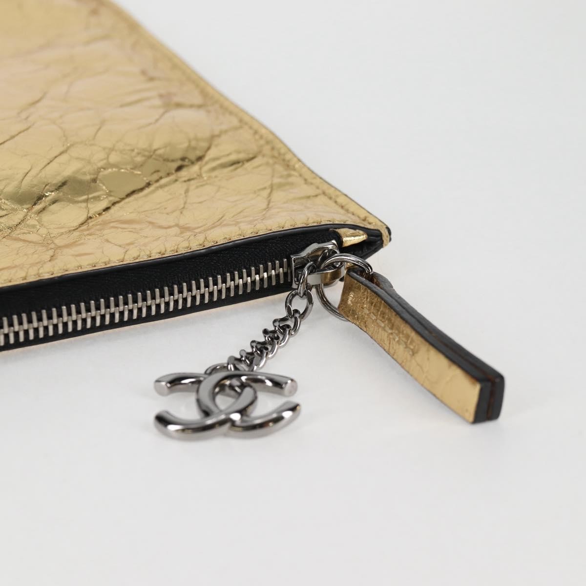 Chanel Feminine Crinkled Leather Gold Leather Clutche & Pouche Bag (Pre-Owned)