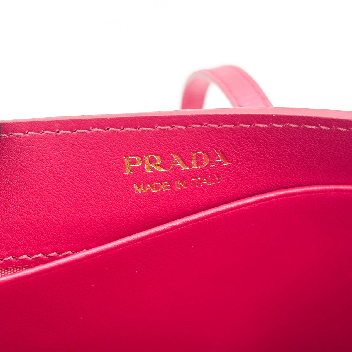 Prada Flap Vitello Move Red Calfskin Shoulder Bag Bag (Pre-Owned)