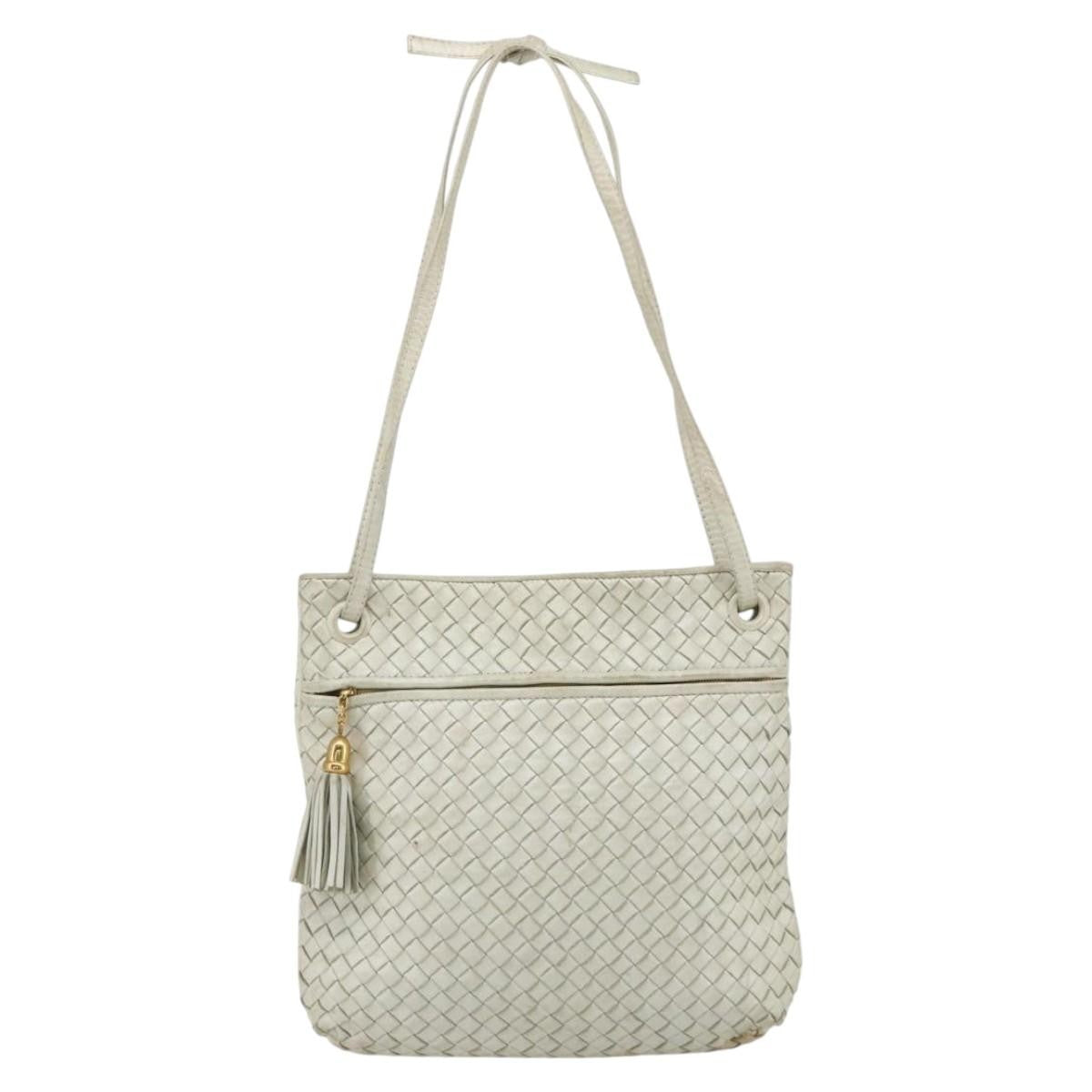 Bottega Veneta Intrecciato Shoulder Leather White Leather Shoulder Bag Bag (Pre-Owned)