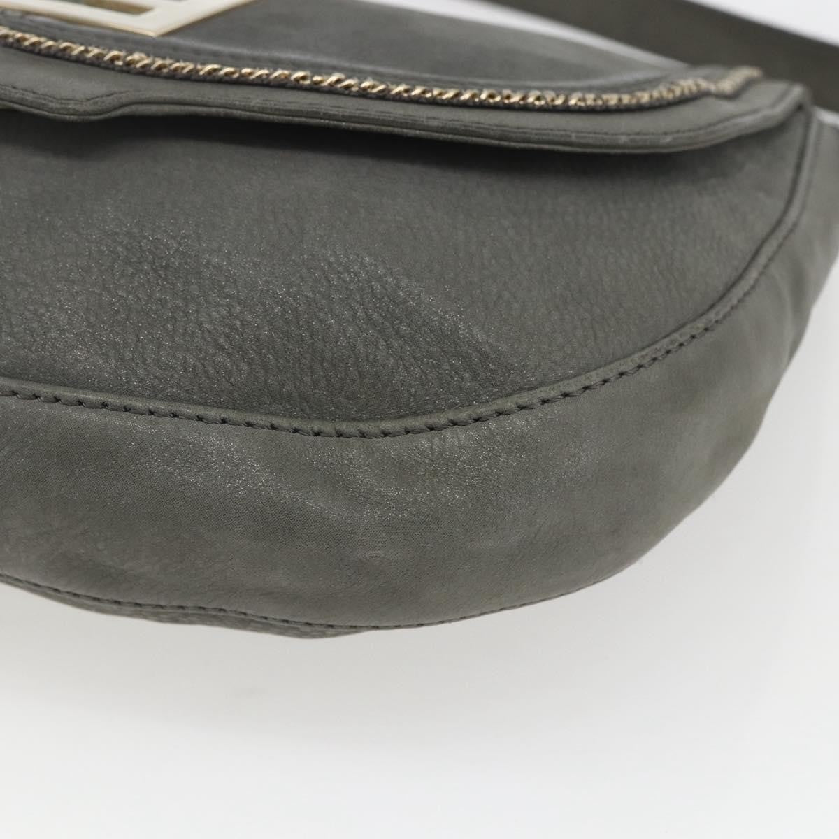 Fendi Shoulder Leather Gray Leather Shoulder Bag Bag (Pre-Owned)