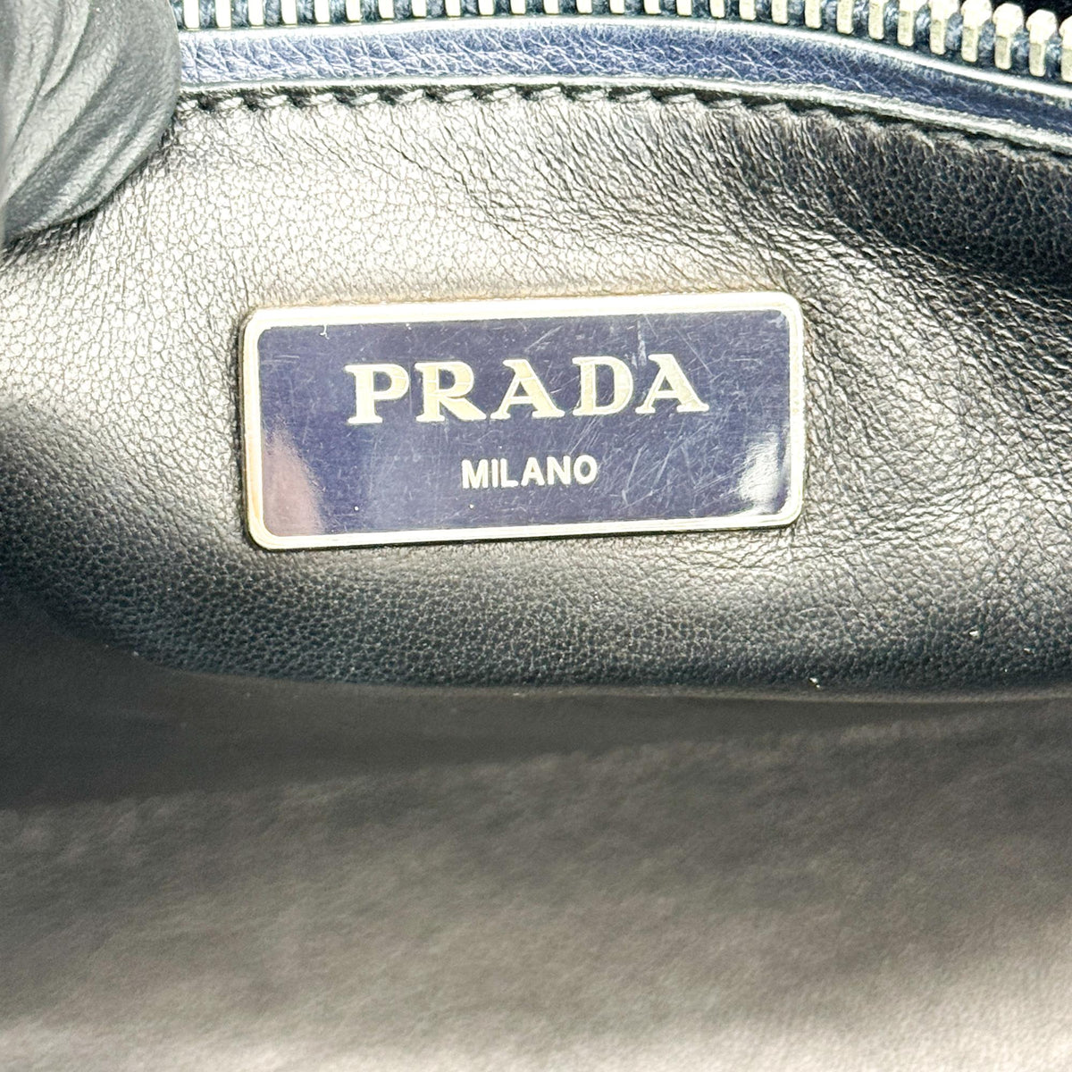 Prada Twin Pocket Convertible Leather Black Leather Tote Bag Bag (Pre-Owned)
