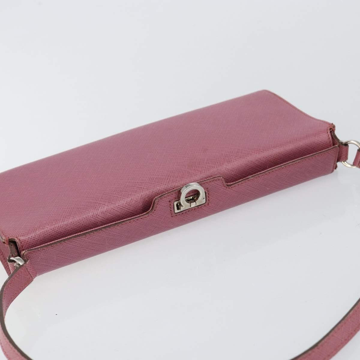 Salvatore Ferragamo Gancini Leather Pink Leather Clutche & Pouche Bag (Pre-Owned)