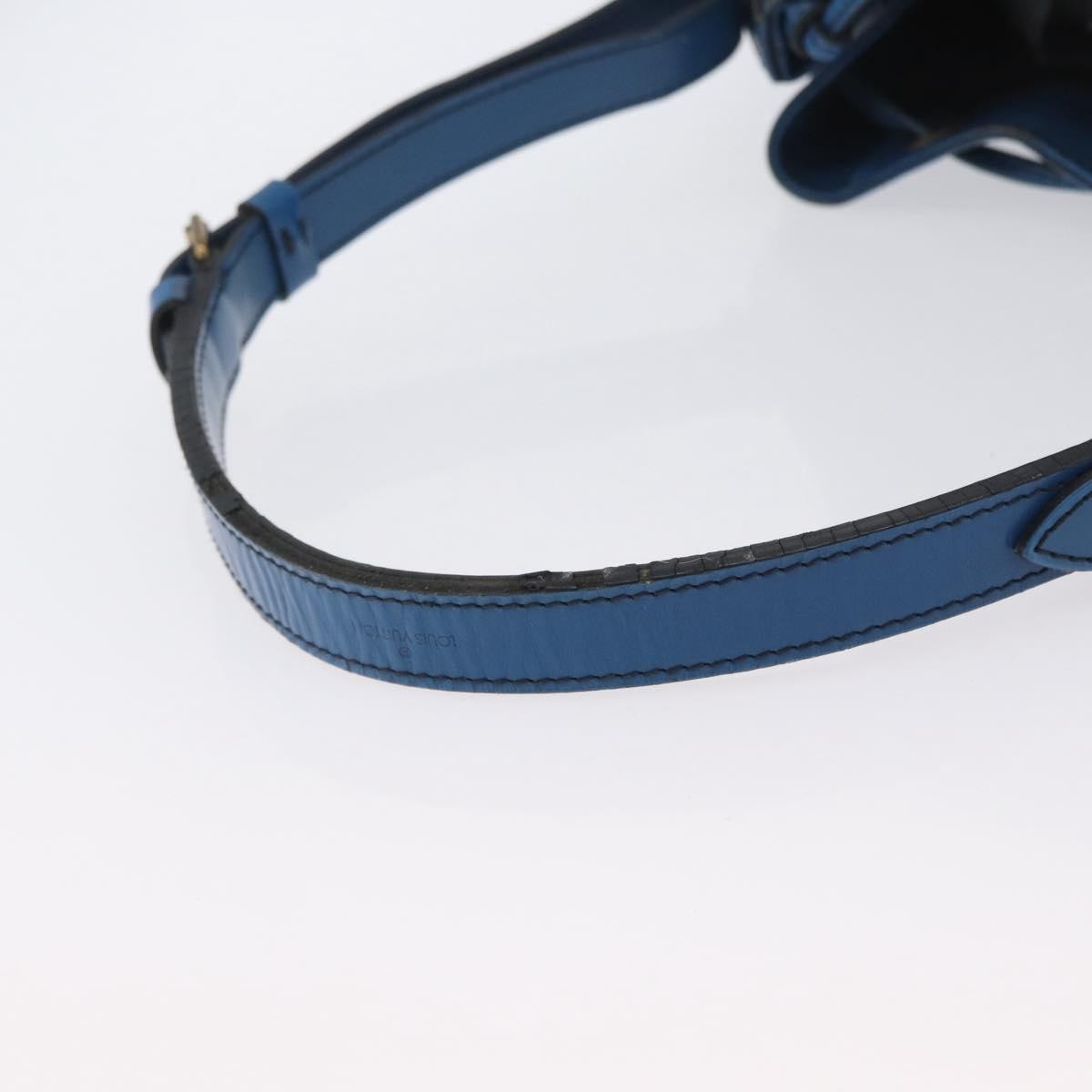 Louis Vuitton Petit Noe Nm Epi Leather Blue Leather Shoulder Bag Bag (Pre-Owned)