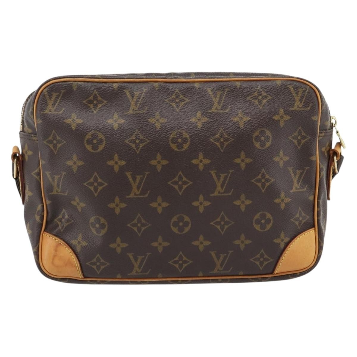 Louis Vuitton Nil Messenger Monogram Canvas Brown Canvas Shoulder Bag Bag (Pre-Owned)