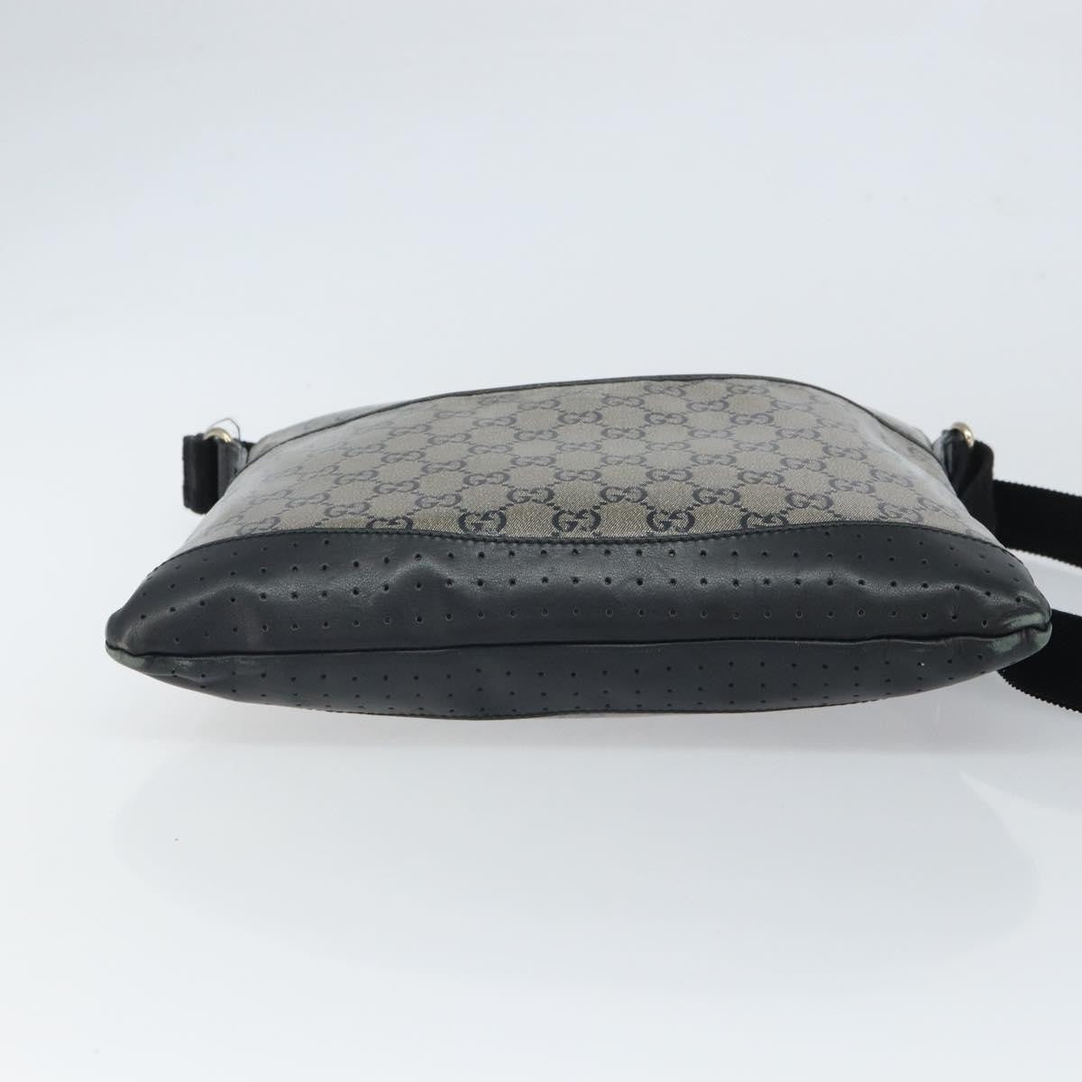 Gucci Zip Messenger Gg Canvas With Perforated Leather Navy Canvas Shoulder Bag Bag (Pre-Owned)