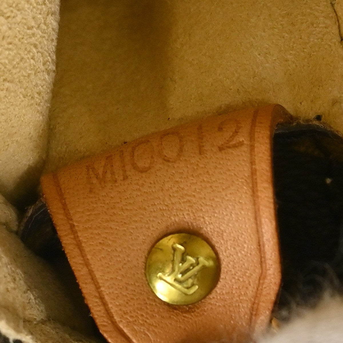 Louis Vuitton Monogram Looping Monogram Canvas Brown Canvas Shoulder Bag Bag (Pre-Owned)