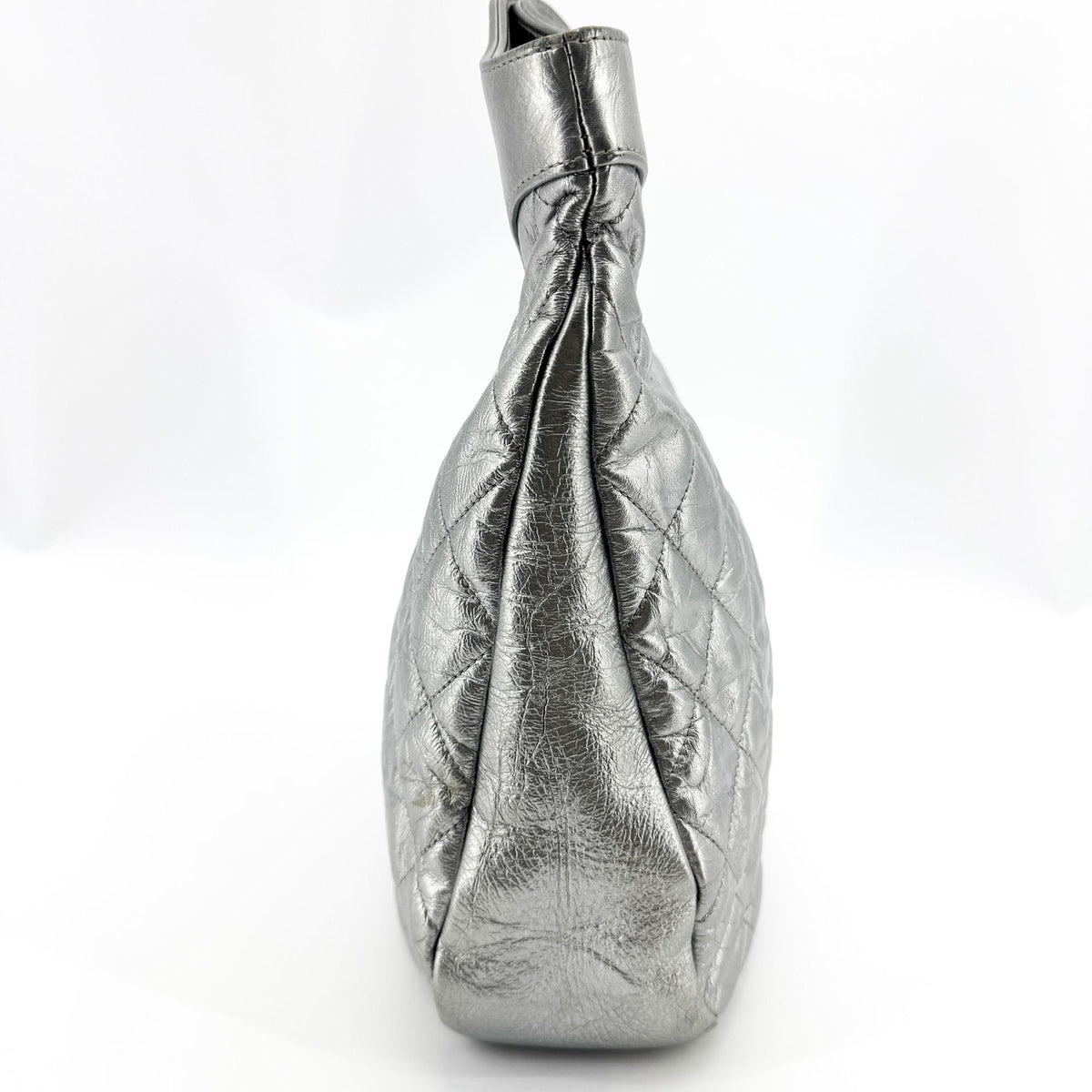 Chanel 31 Shopping Quilted Calfskin Silver Leather Handbag (Pre-Owned)