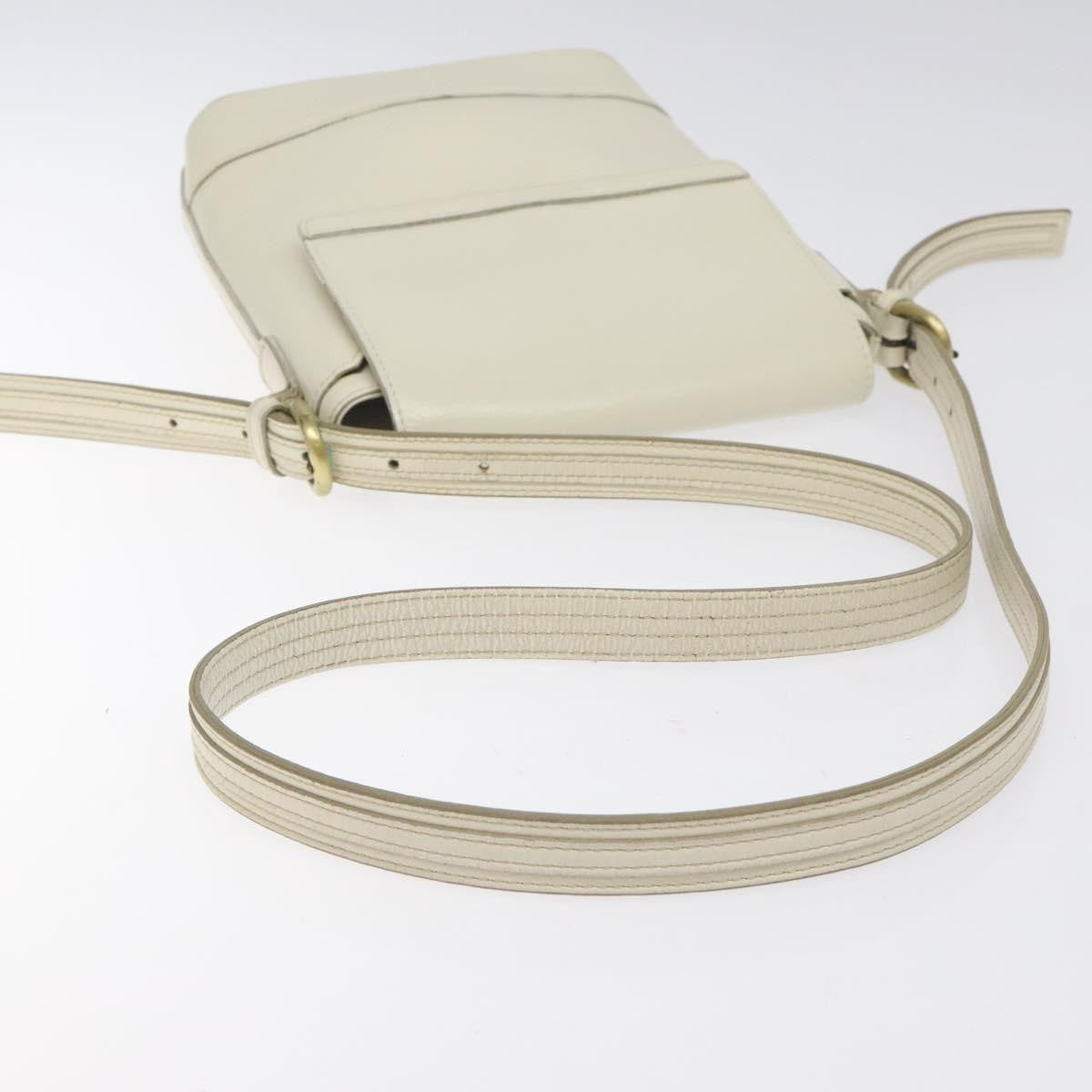 Burberry Flap Shoulder Leather White Leather Shoulder Bag Bag (Pre-Owned)