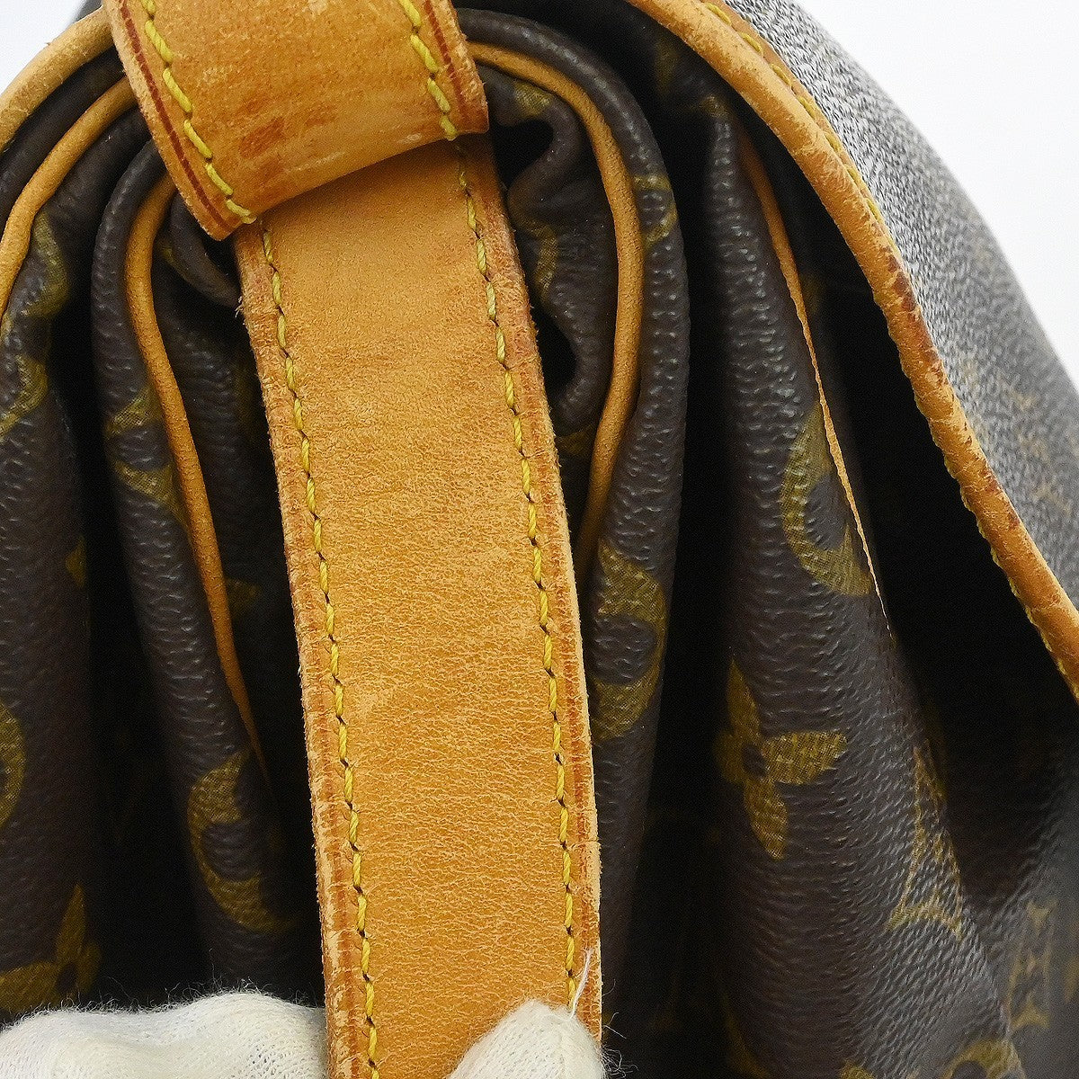 Louis Vuitton Saumur Monogram Canvas Brown Canvas Shoulder Bag Bag (Pre-Owned)