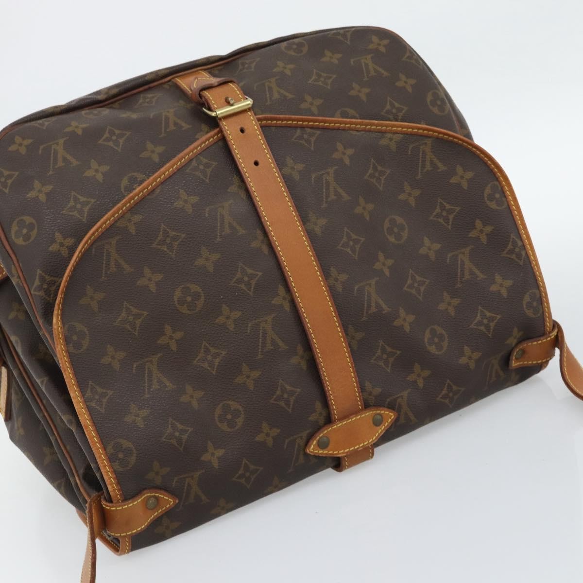 Louis Vuitton Saumur Canvas Brown Canvas Shoulder Bag Bag (Pre-Owned)