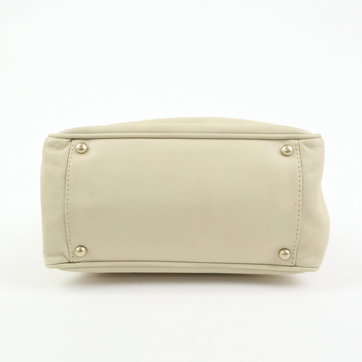Chanel Camellia Lambskin Beige Leather Tote Bag Bag (Pre-Owned)