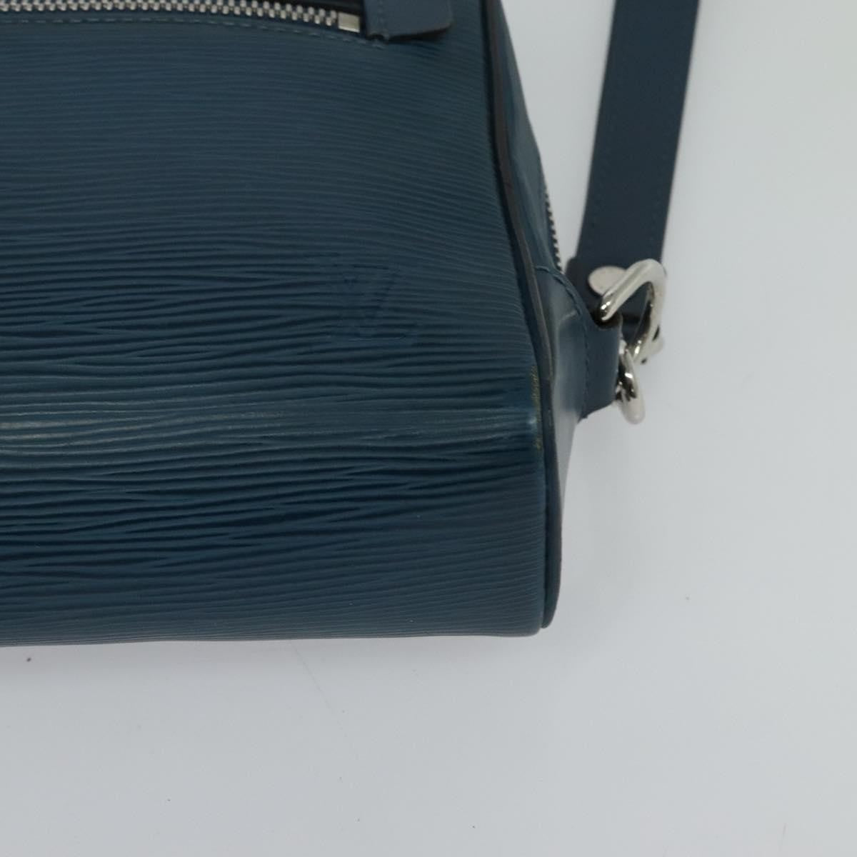 Louis Vuitton Neo Hoche Clutch Epi Leather Blue Leather Clutche & Pouche Bag (Pre-Owned)
