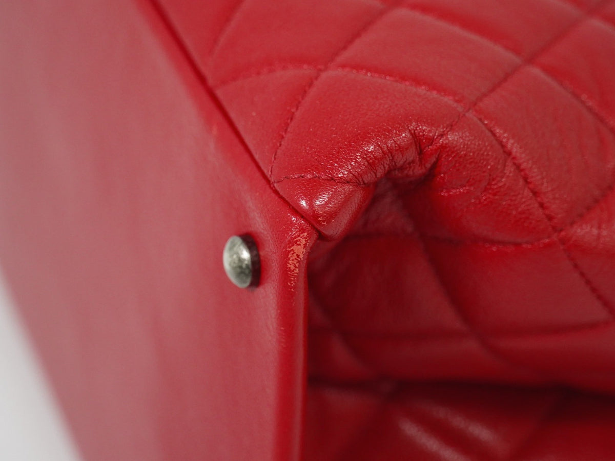 Chanel Boy Chained Quilted Calfskin Red Leather Tote Bag Bag (Pre-Owned)