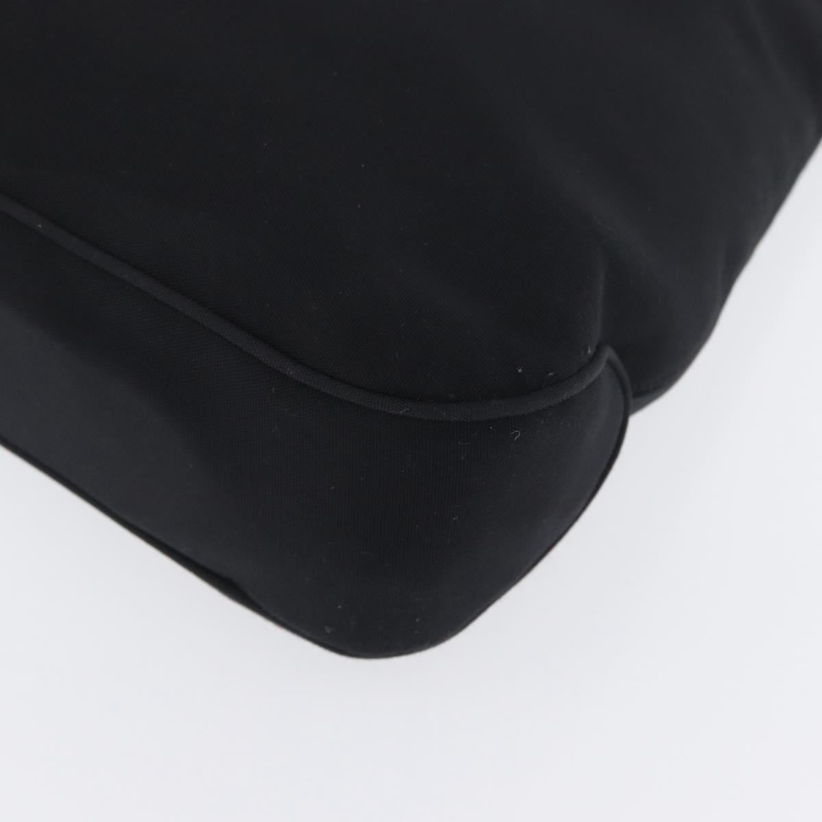 Salvatore Ferragamo Vala Nylon Black Nylon Shoulder Bag Bag (Pre-Owned)