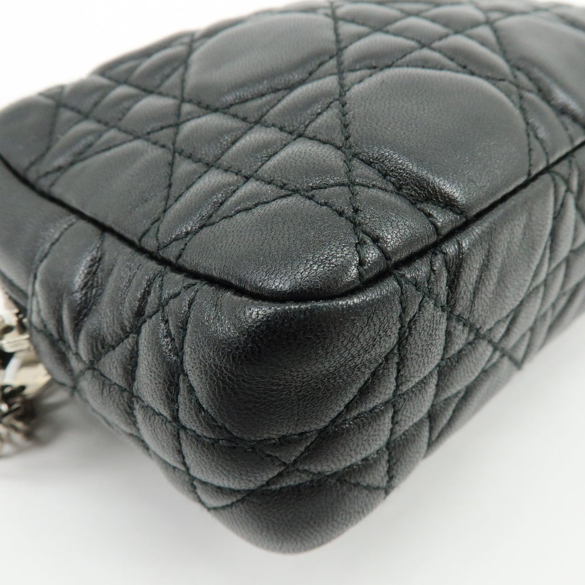 Christian Dior Lady Dior Cannage Quilt Leather Black Leather Wallets Accessory (Pre-Owned)