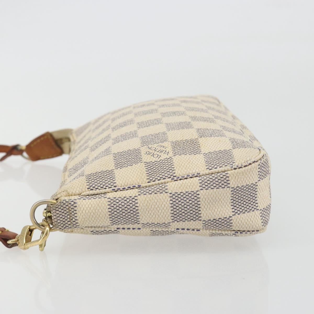 Louis Vuitton Pochette Accessoires Damier Beige Canvas Clutche & Pouche Bag (Pre-Owned)