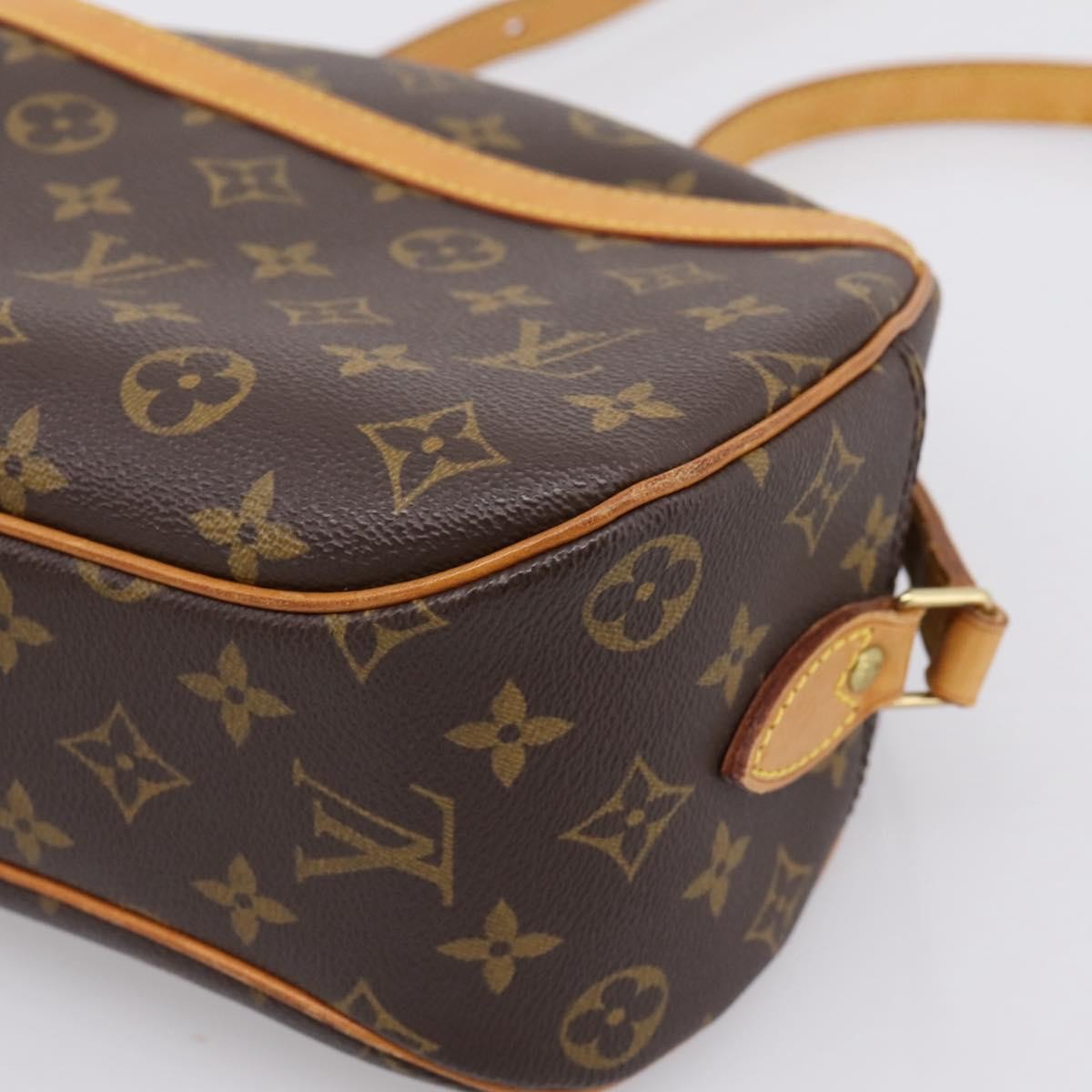 Louis Vuitton Blois Monogram Canvas Brown Canvas Shoulder Bag Bag (Pre-Owned)