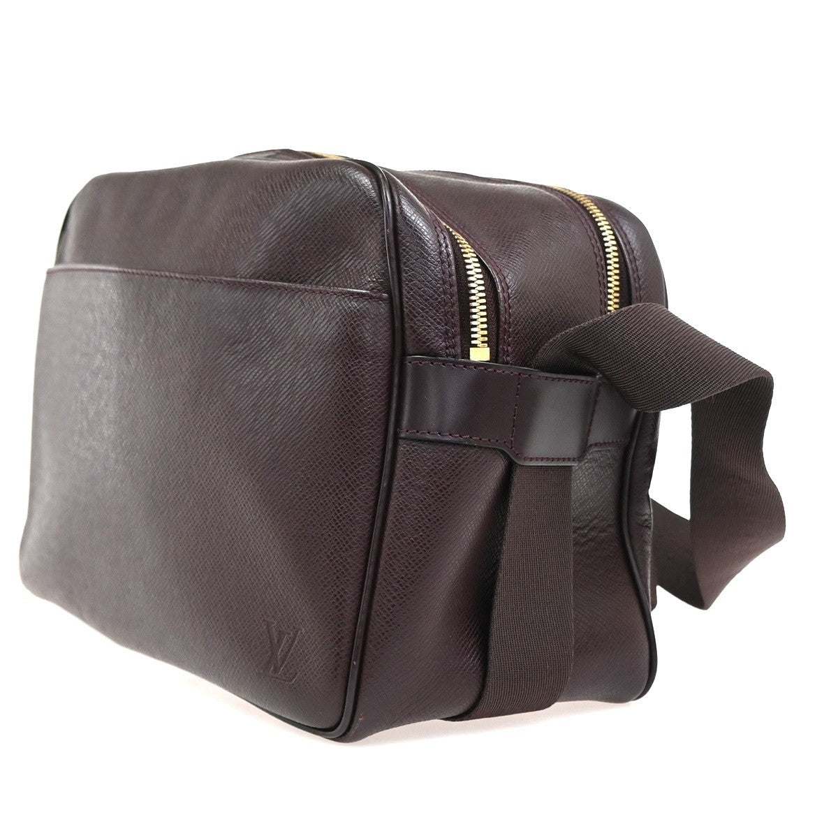 Louis Vuitton Reporter Taiga Leather Brown Leather Shoulder Bag Bag (Pre-Owned)