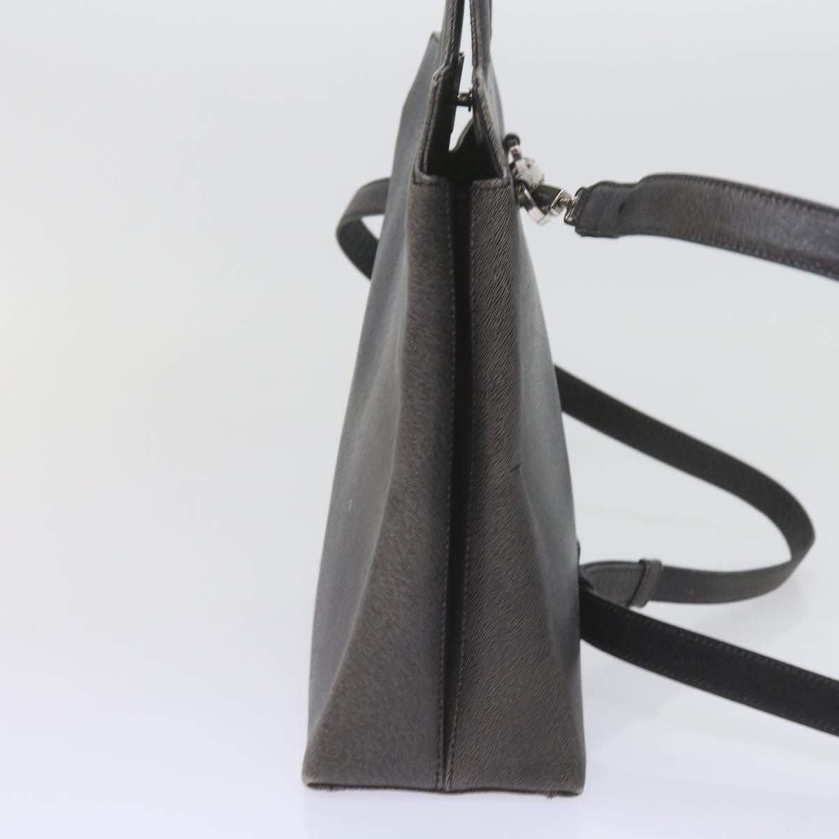 Salvatore Ferragamo Gancini Leather Gray Leather Handbag (Pre-Owned)