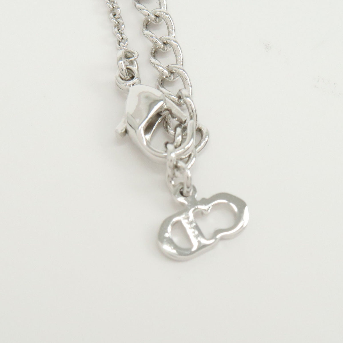 Christian Dior Logo Pendant Metal With Crystal Silver Metal Necklace Jewelry (Pre-Owned)