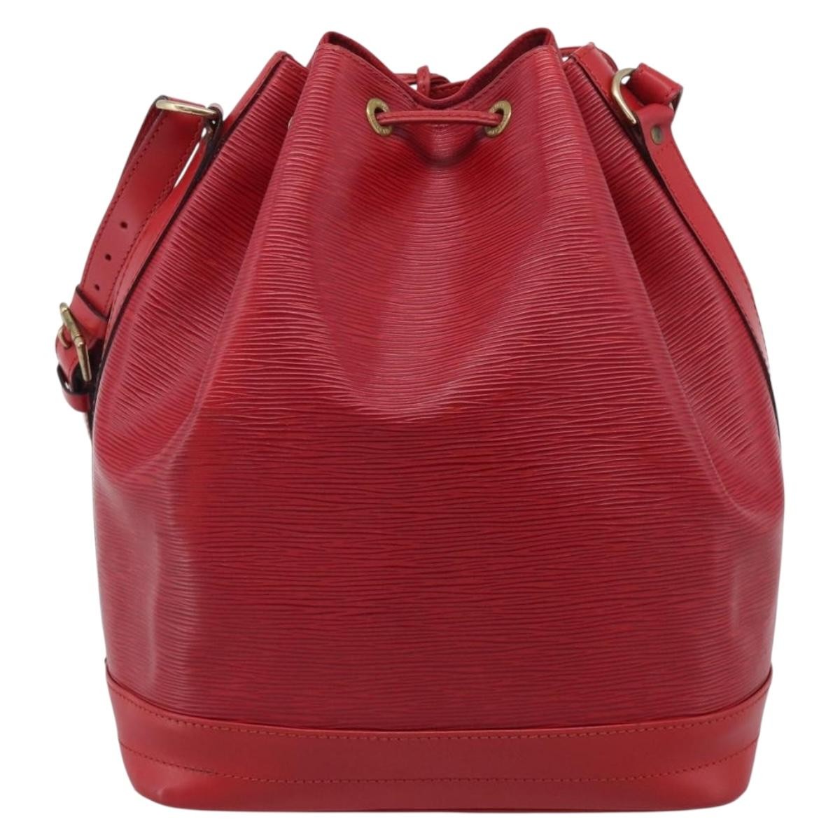 Louis Vuitton Petit Noe Epi Leather Red Leather Handbag (Pre-Owned)
