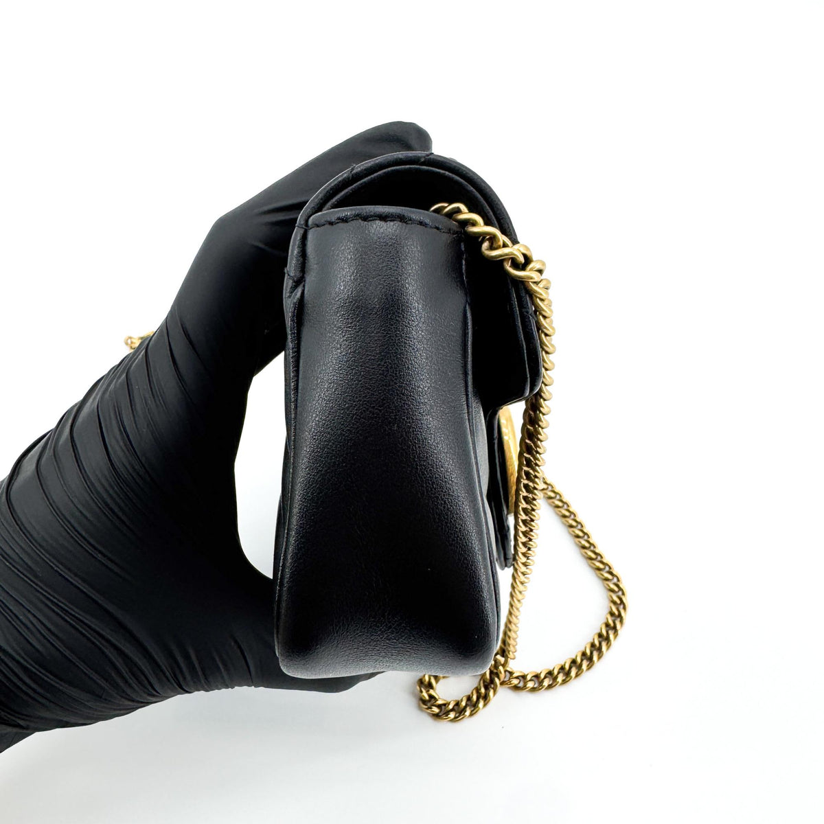 Gucci Gg Marmont Flap Matelasse Leather Black Leather Handbag (Pre-Owned)