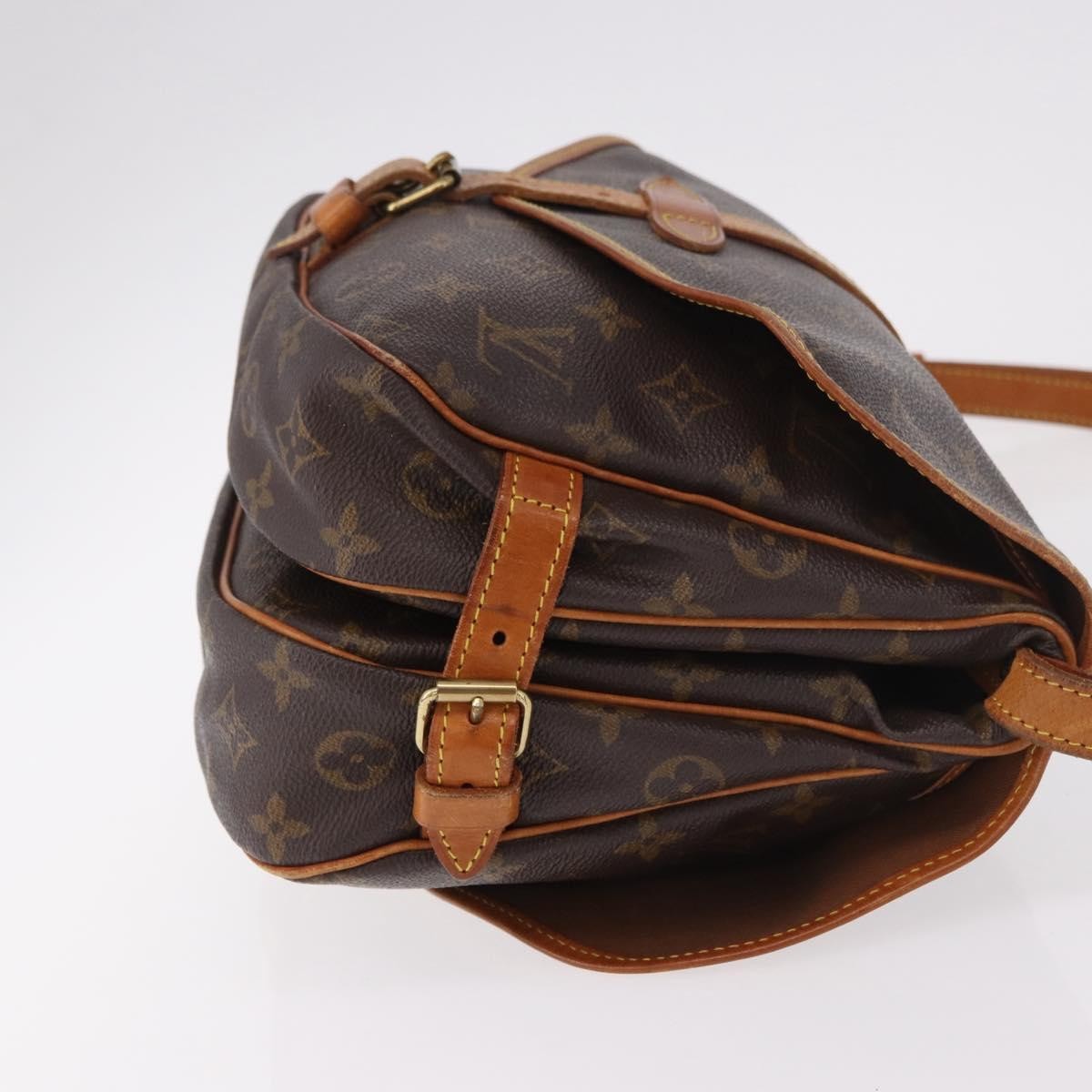 Louis Vuitton Saumur Monogram Canvas Brown Canvas Shoulder Bag Bag (Pre-Owned)