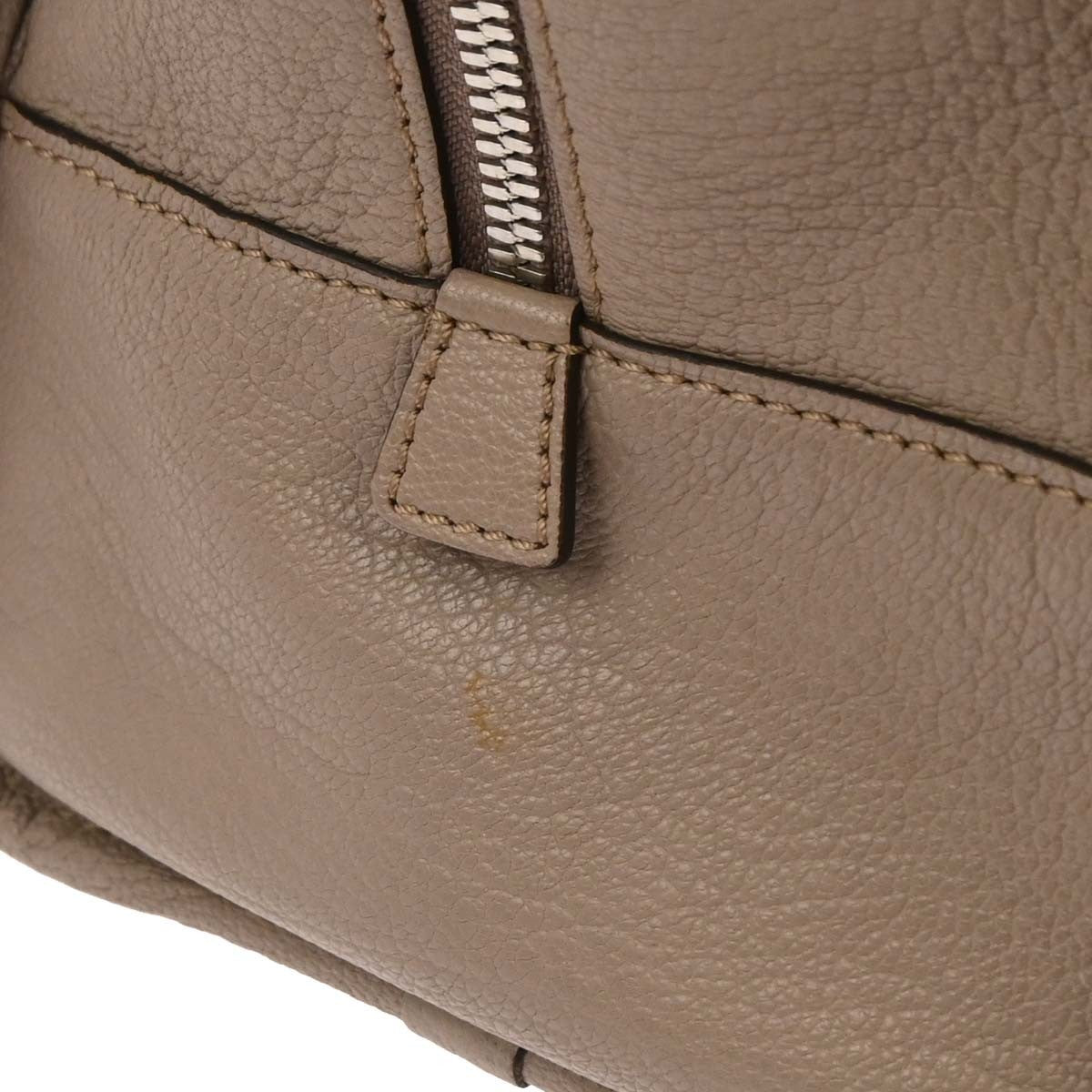 Loewe Amazona Leather Beige Leather Handbag (Pre-Owned)