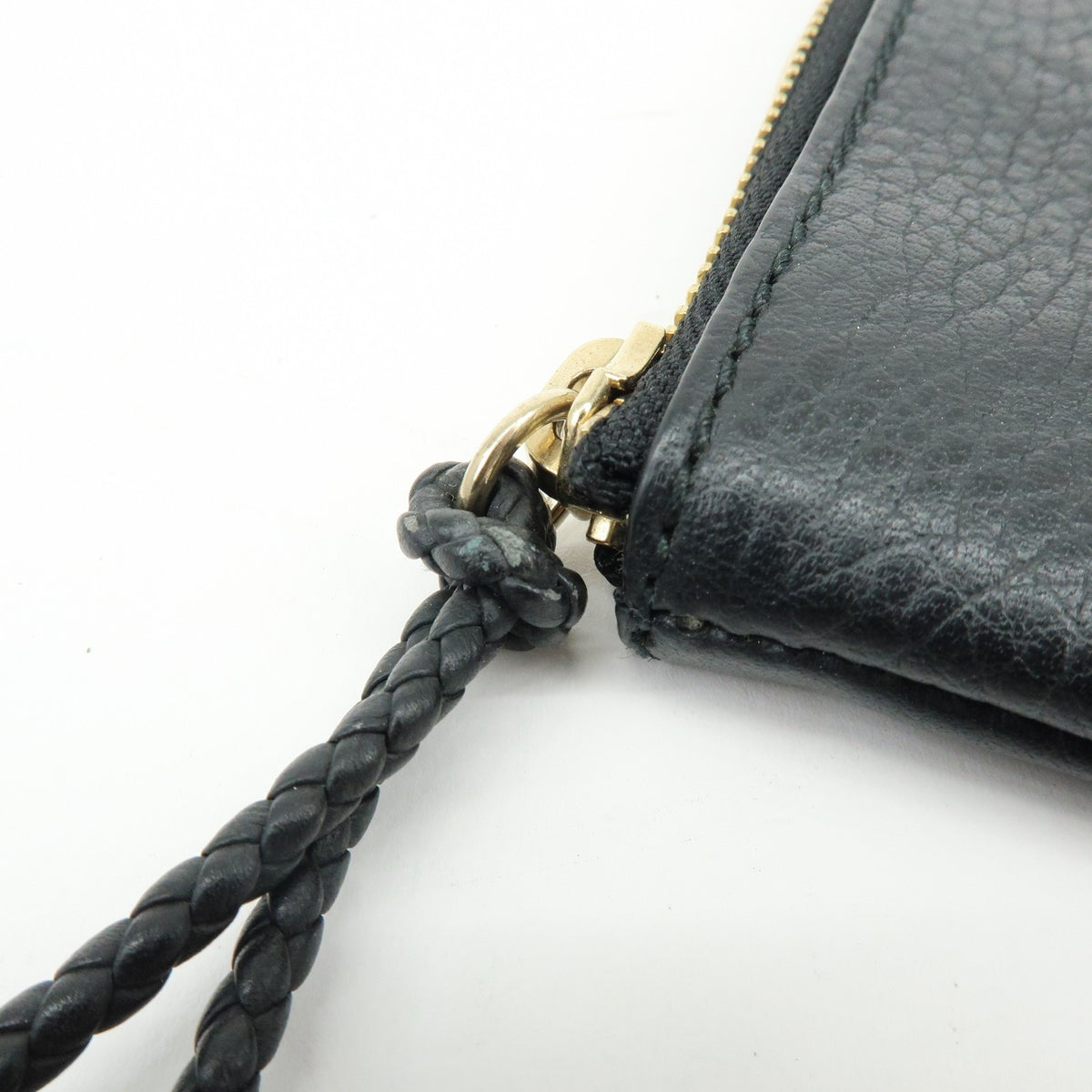 Gucci Bamboo Zip Pouch (Outlet) Leather Black Leather Clutche & Pouche Bag (Pre-Owned)