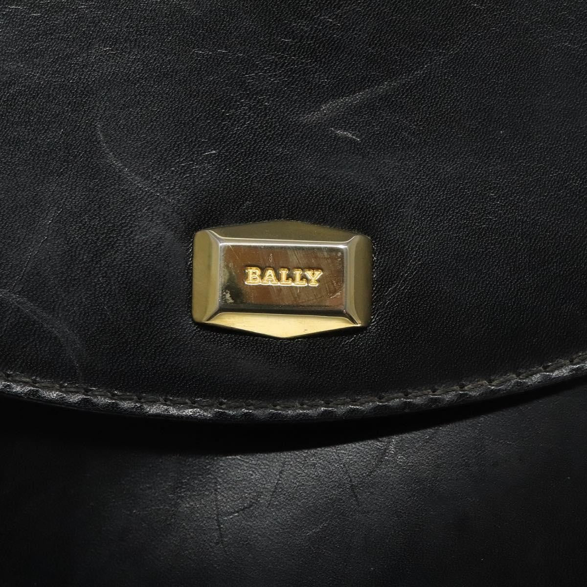 Bally Vintage Leather Black Leather Shoulder Bag Bag (Pre-Owned)