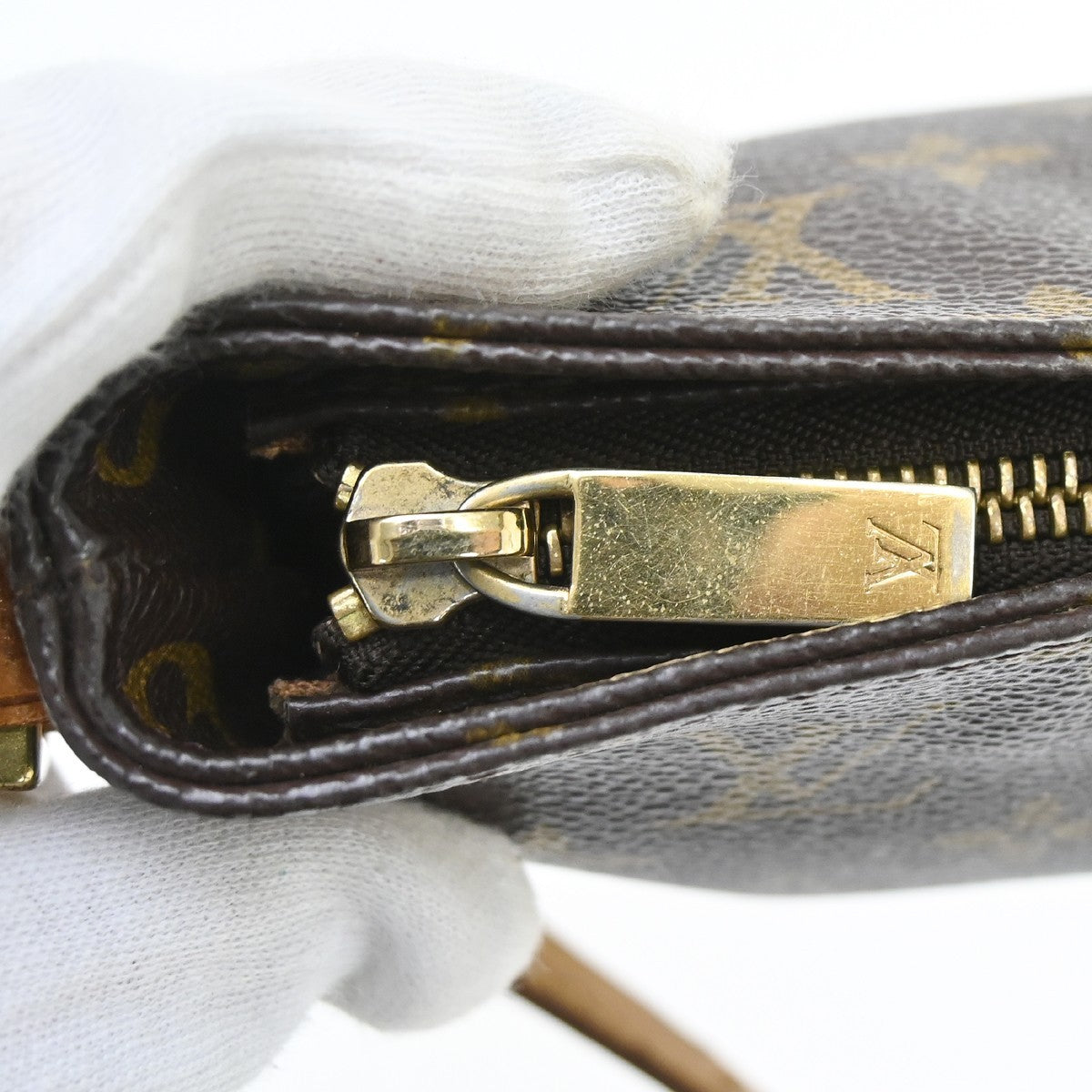 Louis Vuitton Trotteur Monogram Canvas Brown Canvas Clutche & Pouche Bag (Pre-Owned)